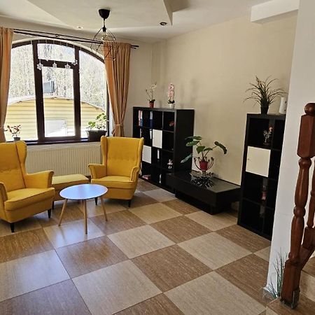 Pensiunea Clasic Buşteni Exteriér fotografie