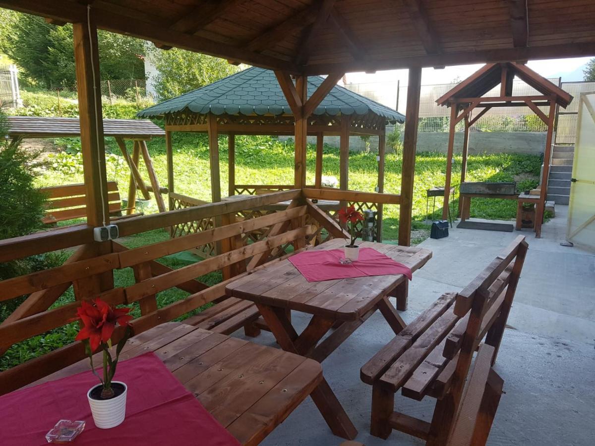 Pensiunea Clasic Buşteni Exteriér fotografie